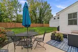 211 Hazel Ave, Baltimore, MD 21227 - Photo 40