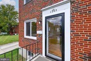 1247 Linkside Dr, Parkville, MD 21234 - Photo 2