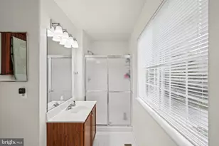 121 Mariners Point Dr, Middle River, MD 21220 - Photo 24