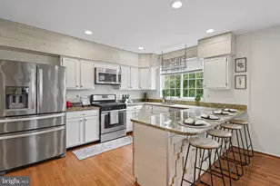 121 Mariners Point Dr, Middle River, MD 21220 - Photo 12