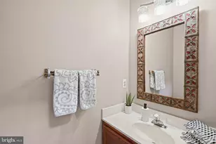 121 Mariners Point Dr, Middle River, MD 21220 - Photo 20