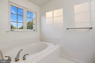 9737 Morningview Cir, Perry Hall, MD 21128 - Photo 20
