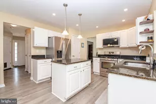 5526 Edwin Ct, White Marsh, MD 21162 - Photo 2