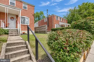 8338 Oakleigh Rd, Parkville, MD 21234 - Photo 2