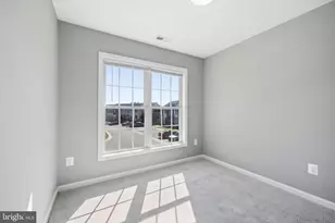 656 Villager Cir, Baltimore, MD 21222 - Photo 18