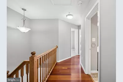 656 Villager Circle, Baltimore, MD 21222 - Photo 10