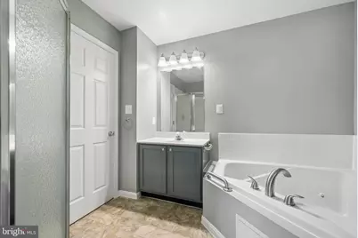 656 Villager Circle, Baltimore, MD 21222 - Photo 12