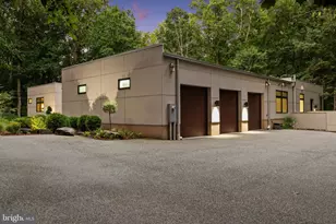 2923 Woodvalley Dr, Pikesville, MD 21208 - Photo 52
