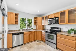 2728 Maple Ave, Baltimore, MD 21234 - Photo 8
