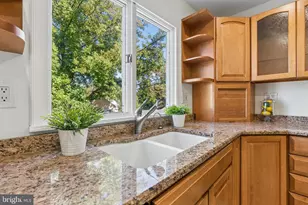 2728 Maple Ave, Baltimore, MD 21234 - Photo 10