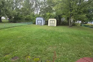 2107 N Rolling Rd, Windsor Mill, MD 21244 - Photo 4
