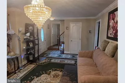 2107 N Rolling Rd, Windsor Mill, MD 21244 - Photo 6