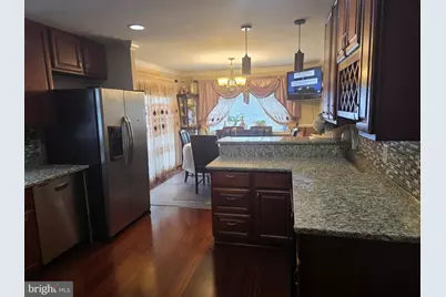 2107 N Rolling Rd, Windsor Mill, MD 21244 - Photo 18