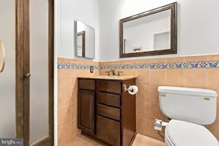 24 Neves Ct, Parkville, MD 21234 - Photo 12