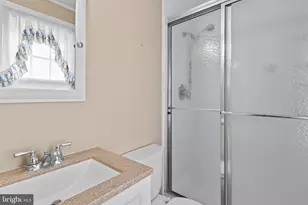 2618 Bradwell Ct, Baltimore, MD 21234 - Photo 16