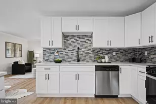 6711 Longhill Rd, Baltimore, MD 21207 - Photo 12