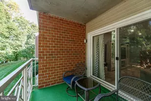 6 Stapleton Ct, Lutherville Timonium, MD 21093 - Photo 4