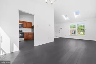 7 Briarleaf Ct, Baltimore, MD 21228 - Photo 8