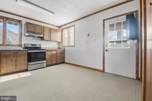 9305 Carney Rd, Parkville, MD 21234 - Photo 8