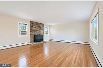 1911 Rolling Glen Road, Baltimore, MD 21228 - Photo 4