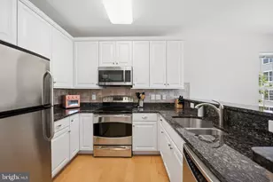 7401 Travertine Dr, Baltimore, MD 21209 - Photo 22