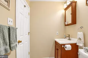 52 King Henry Cir, Baltimore, MD 21237 - Photo 30