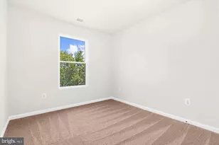 8131 Bartholomew Ct, Baltimore, MD 21206 - Photo 32