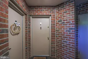 17 Juliet Ln, Baltimore, MD 21236 - Photo 24