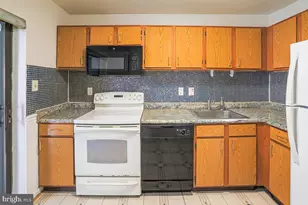 17 Juliet Ln, Baltimore, MD 21236 - Photo 2