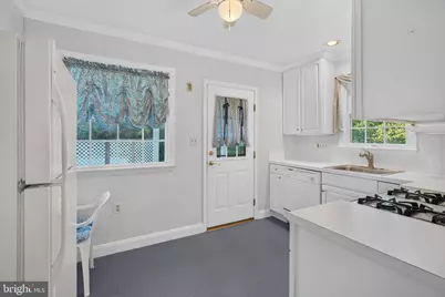 709 Academy Road, Baltimore, MD 21228 - Photo 12