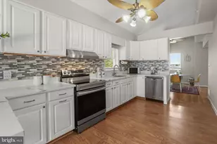2304 Poplar Rd, Essex, MD 21221 - Photo 10