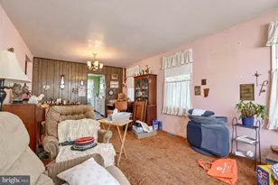 2525 Windsor Rd, Parkville, MD 21234 - Photo 8