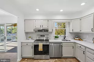1317 Roxboro Rd, Baltimore, MD 21237 - Photo 8