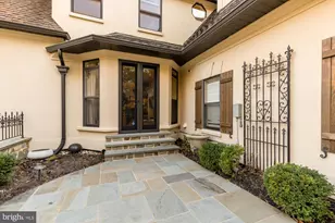 18 Hambleton Ct, Pikesville, MD 21208 - Photo 4