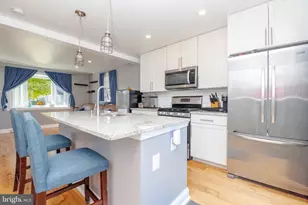 8228 Watersedge Rd, Baltimore, MD 21222 - Photo 2