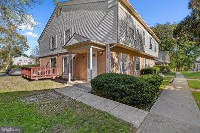 19 Woodenbridge Court #D, Reisterstown, MD 21136 - Photo 2