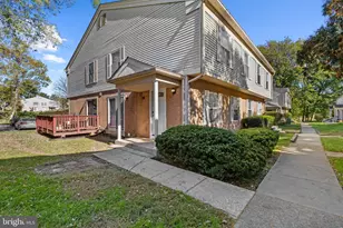 19 Woodenbridge Ct, Reisterstown, MD 21136 - Photo 2