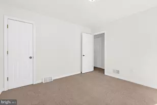 8055 Park Haven Rd, Dundalk, MD 21222 - Photo 30