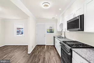 8055 Park Haven Rd, Dundalk, MD 21222 - Photo 14