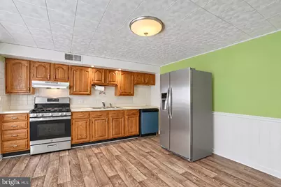1930 Victory Drive, Halethorpe, MD 21227 - Photo 10