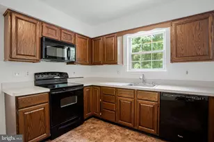 10612 Taney Ct, Dunkirk, MD 20754 - Photo 8
