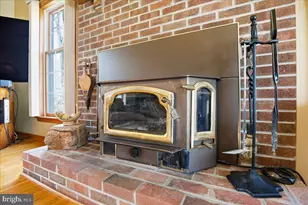 300 Owings Hill Ct, Owings, MD 20736 - Photo 16