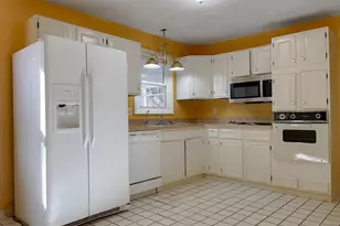 1270 Hollyberry Ct, Huntingtown, MD 20639 - Photo 14