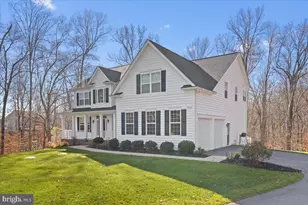 2061 St Pauls Ct, Prince Frederick, MD 20678 - Photo 2