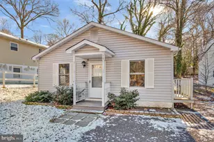 724 Spruce Dr, Lusby, MD 20657 - Photo 2