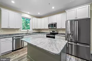 298 Cove Dr, Lusby, MD 20657 - Photo 6