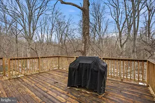 801 Calvert Towne Dr, Prince Frederick, MD 20678 - Photo 14