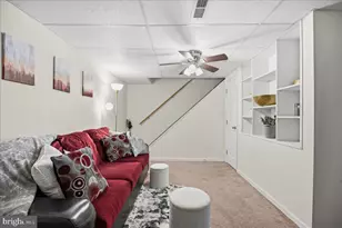 801 Calvert Towne Dr, Prince Frederick, MD 20678 - Photo 30