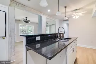 9201 Owings Manor Ct, Owings, MD 20736 - Photo 14