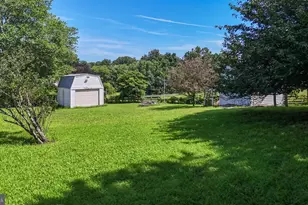 9201 Owings Manor Ct, Owings, MD 20736 - Photo 10